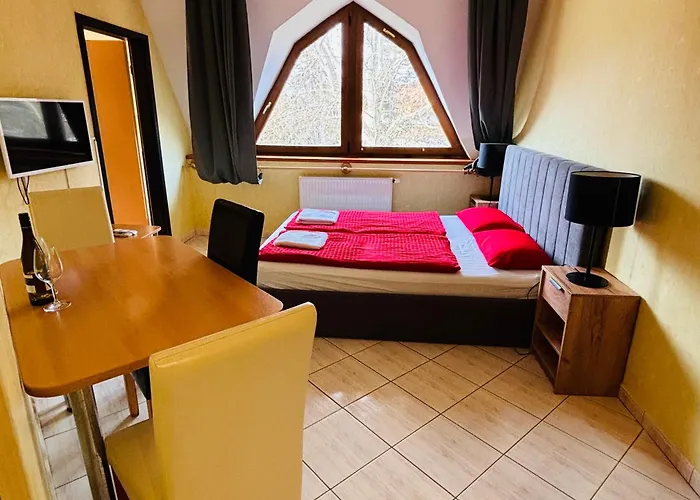 Park Setany バラトンレッレ